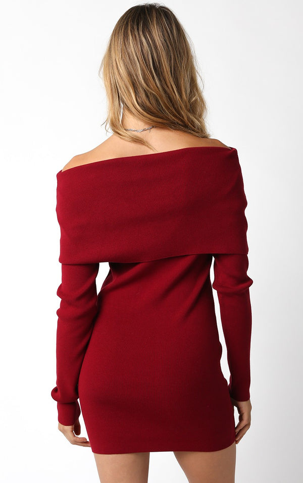 BURGUNDY SWEATER DRESS