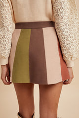 AUTUMN FLARE MINI SKIRT