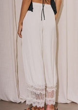 KATHY RUFFLE PANT