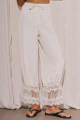 KATHY RUFFLE PANT