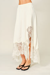 MISTY LACE SKIRT